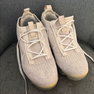 Nike Women's Sneakers in Light Beige